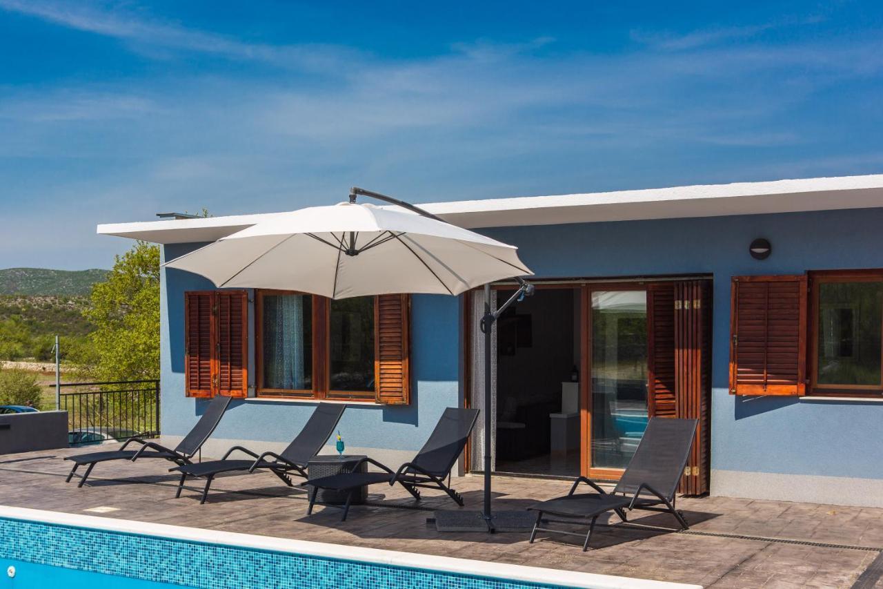 Holiday Home Villa Marija Radosic  Eksteriør billede